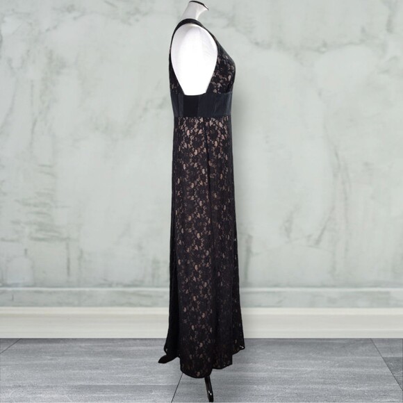 BCBGMaxazria Serafina Lace Overlay Formal Dress Size 12 Black Front Split Plunge - Picture 4 of 16